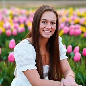 Meet your Posher, Raegan